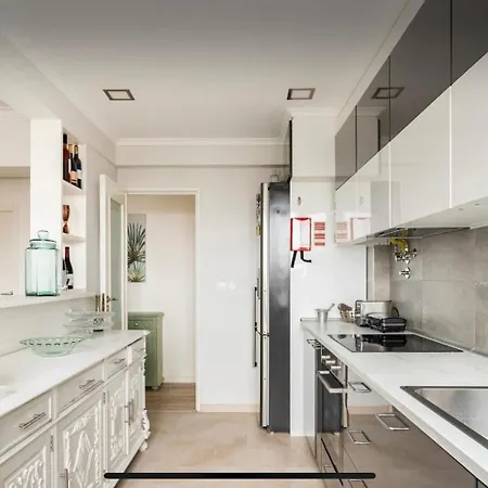 Com Casa De Banho Privativo Amadora