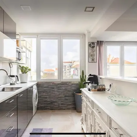 Com Casa De Banho Privativo Homestay Amadora