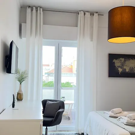 Homestay Com Casa De Banho Privativo Amadora