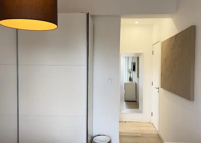 Com Casa De Banho Privativo * אמאדורה